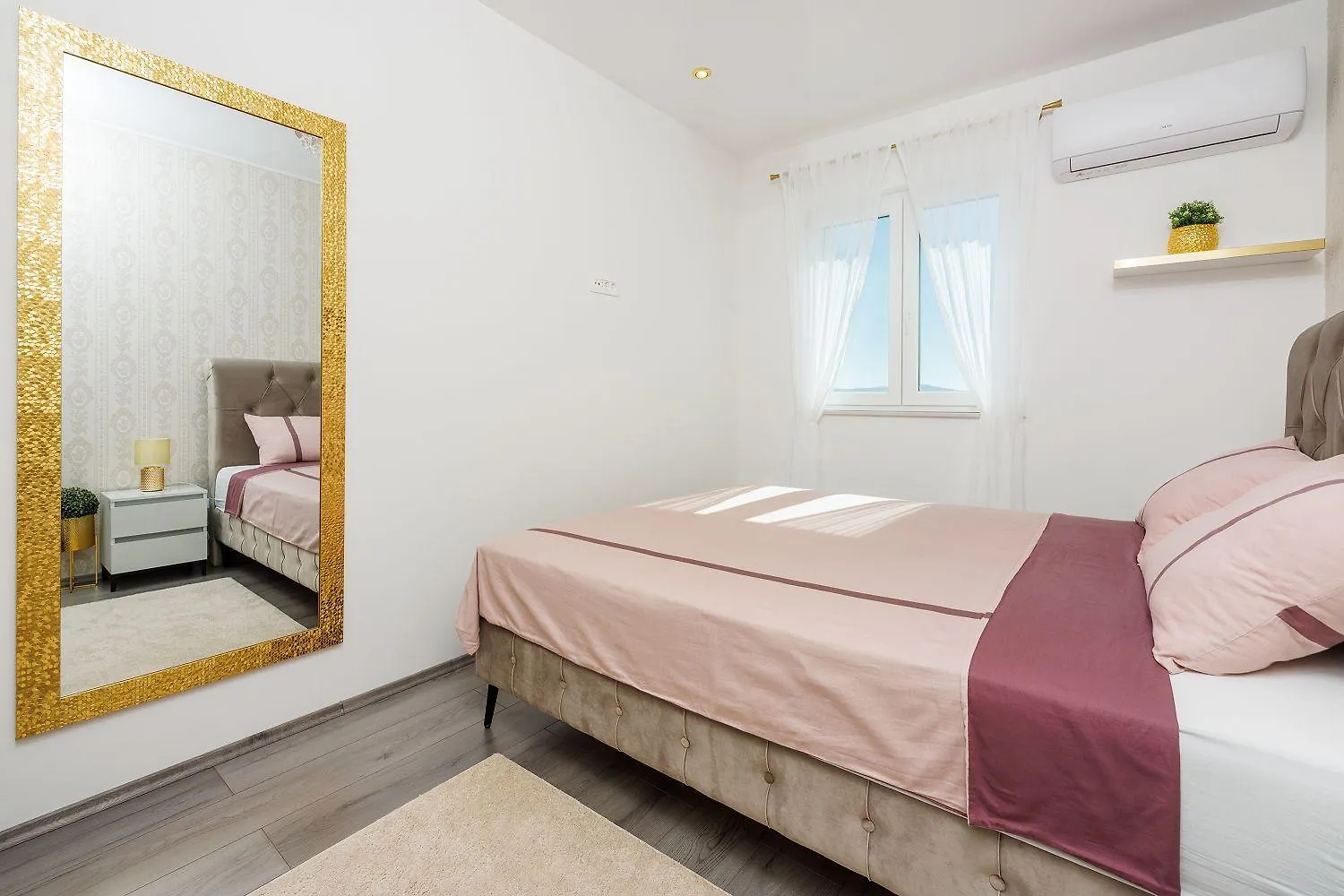 Exquisites Apartment Nur 350 Meter Zum Strand Mit Herrlichem Meerblick, Privatparkplatz, Wifi Crikvenica