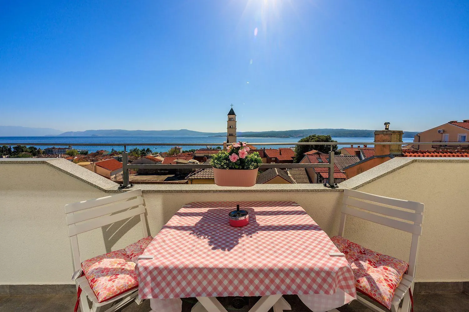 Exquisites Apartment Nur 350 Meter Zum Strand Mit Herrlichem Meerblick, Privatparkplatz, Wifi Crikvenica