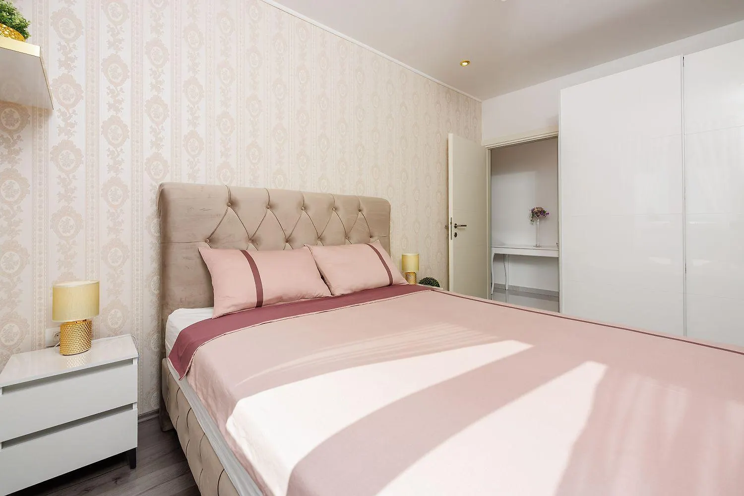 Exquisites Apartment Nur 350 Meter Zum Strand Mit Herrlichem Meerblick, Privatparkplatz, Wifi Crikvenica Croatia