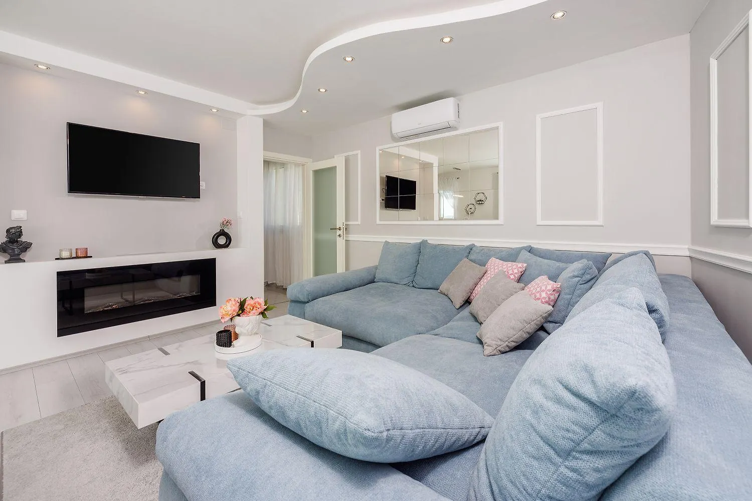Exquisites Apartment Nur 350 Meter Zum Strand Mit Herrlichem Meerblick, Privatparkplatz, Wifi Crikvenica