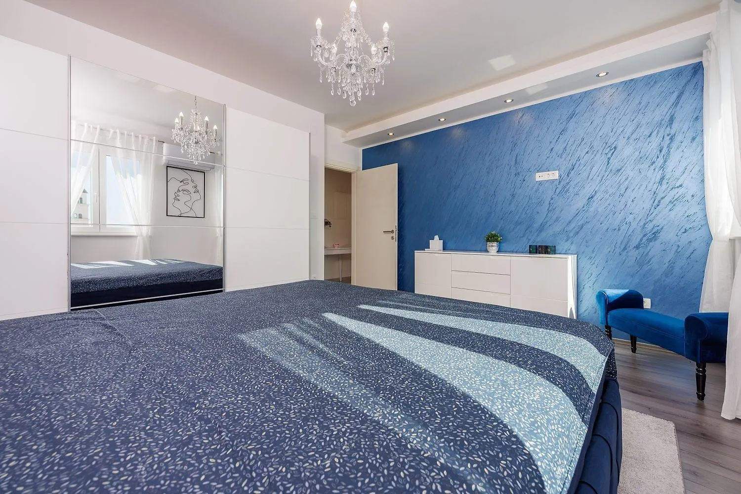 Exquisites Apartment Nur 350 Meter Zum Strand Mit Herrlichem Meerblick, Privatparkplatz, Wifi Crikvenica 0*,