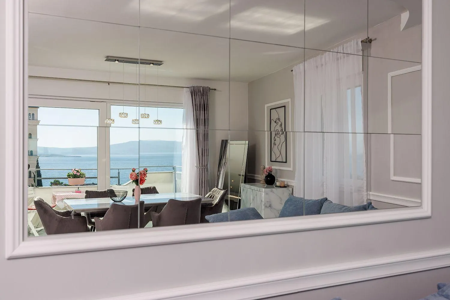 Exquisites Apartment Nur 350 Meter Zum Strand Mit Herrlichem Meerblick, Privatparkplatz, Wifi Crikvenica 0*,  Croatia